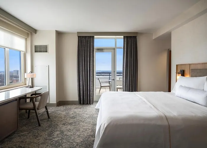 The Westin Chicago 4*
